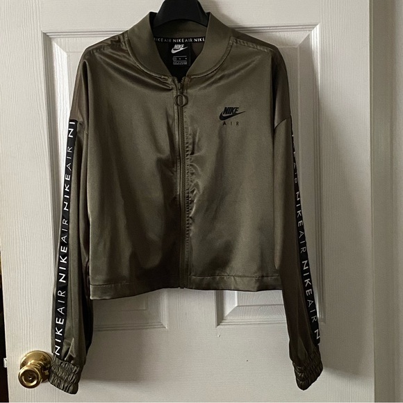 Nike Jackets & Blazers - Nike Green new without tags